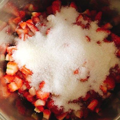 如何制作草莓酱（草莓酱的制作方法和配方）