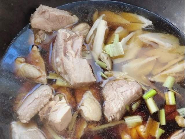 高压锅炖排骨汤的做法（炖排骨的正确做法分享）
